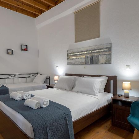 Rustic Self-Inn Rhodes City Bagian luar foto