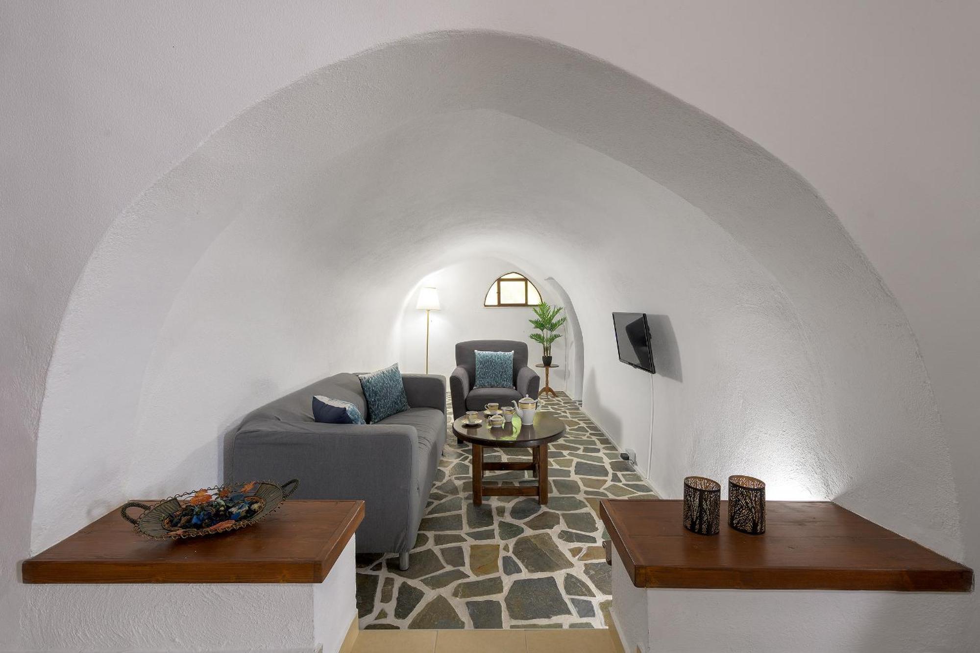 Rustic Self-Inn Rhodes City Bagian luar foto